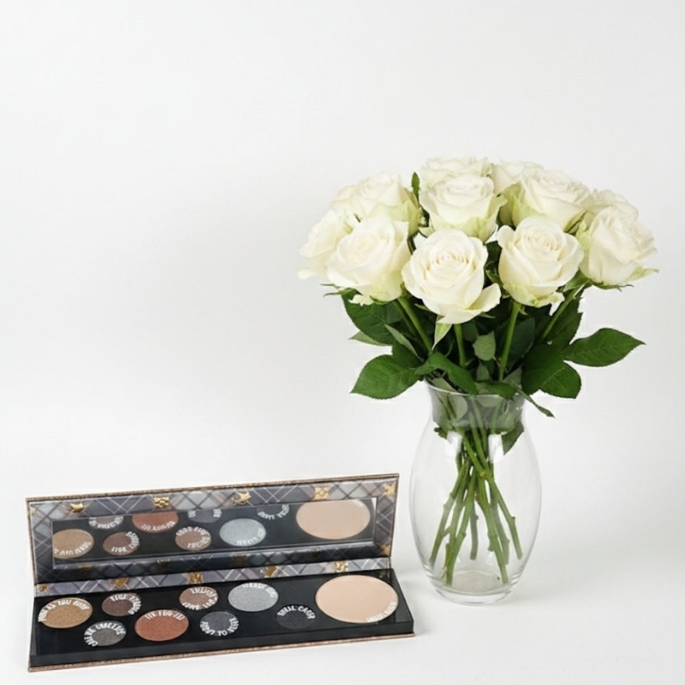 MAC Qween Supreme Palette ☆ Read Description ☆ - Picture 2 of 5